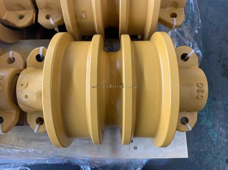 Track roller flensa ganda D3C 1 Track roller flensa ganda D3C 1